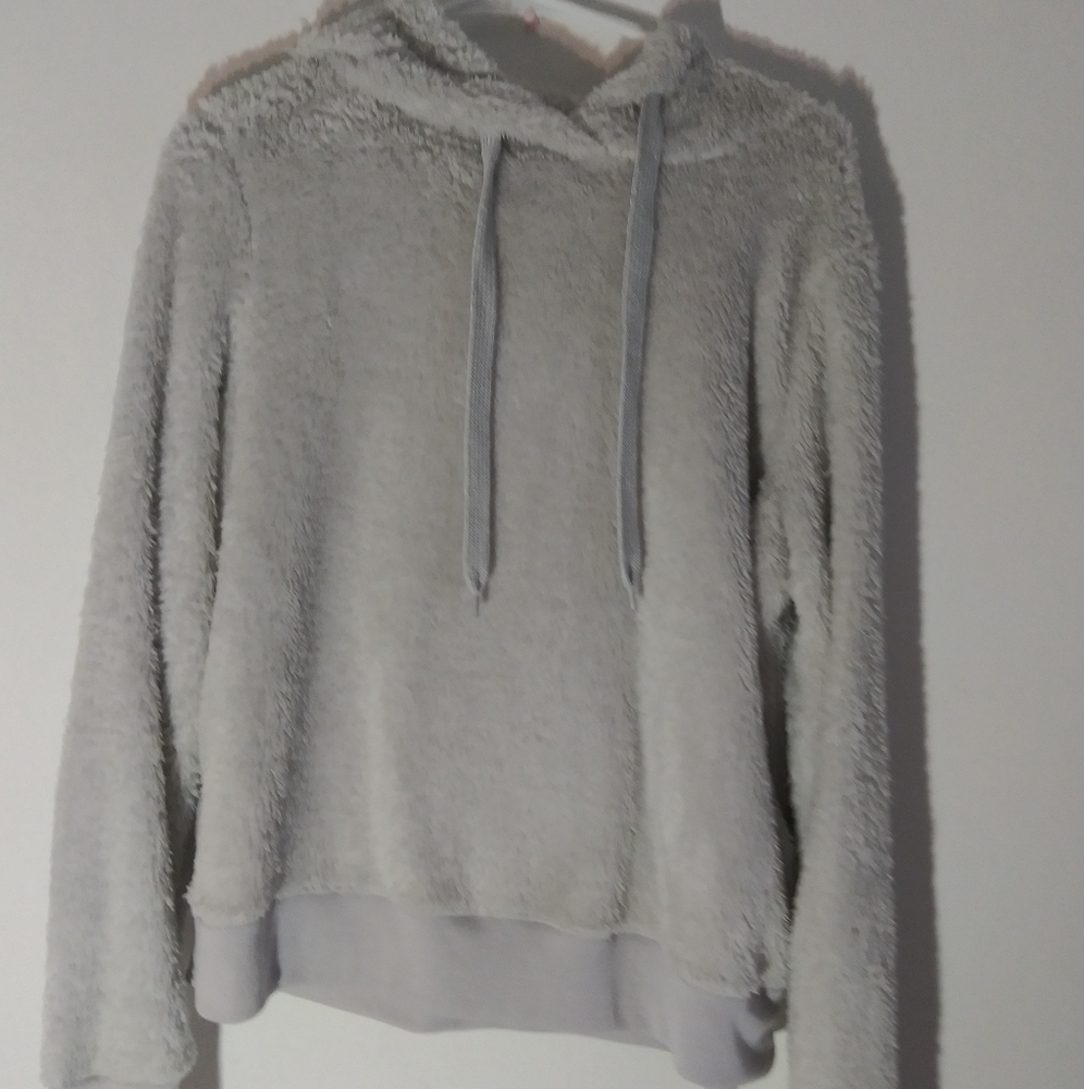 Fifth Sun fuzzy hoodie L grey NWT